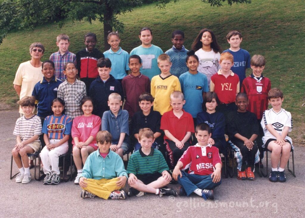 b.89-90 1999 Class 5 - comp