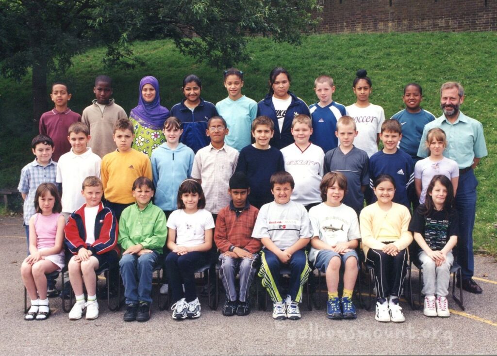 b.89-90 2000 Class 3 - comp